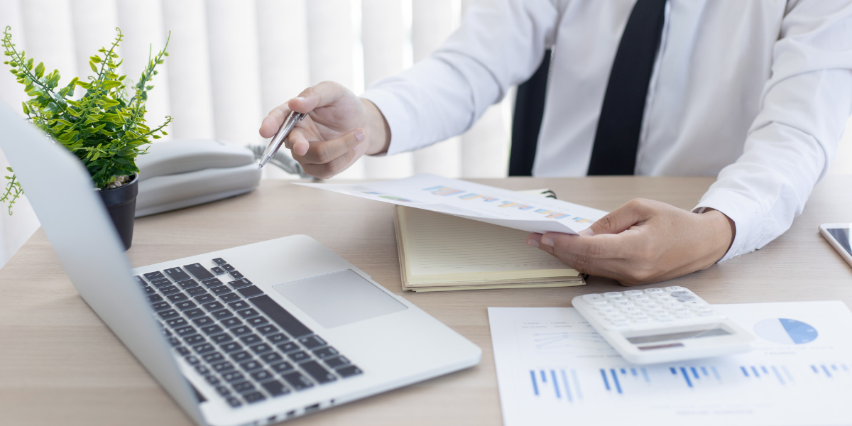 What is included in pest control bookkeeping services