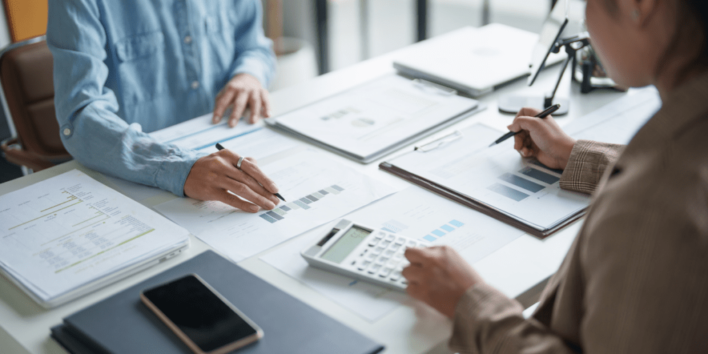 Sign 5_ Invoices and payment follow-ups are delayed