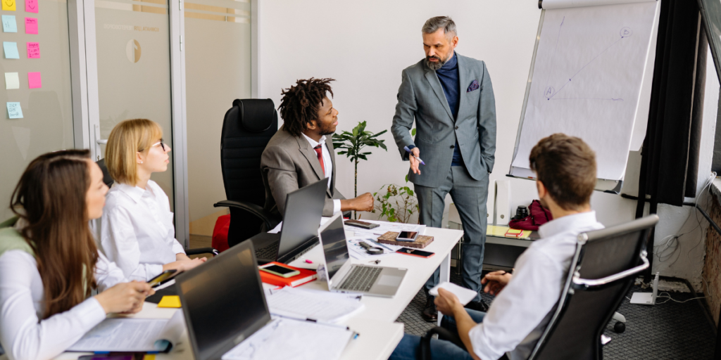 Signs your pest control company is ready for a full team